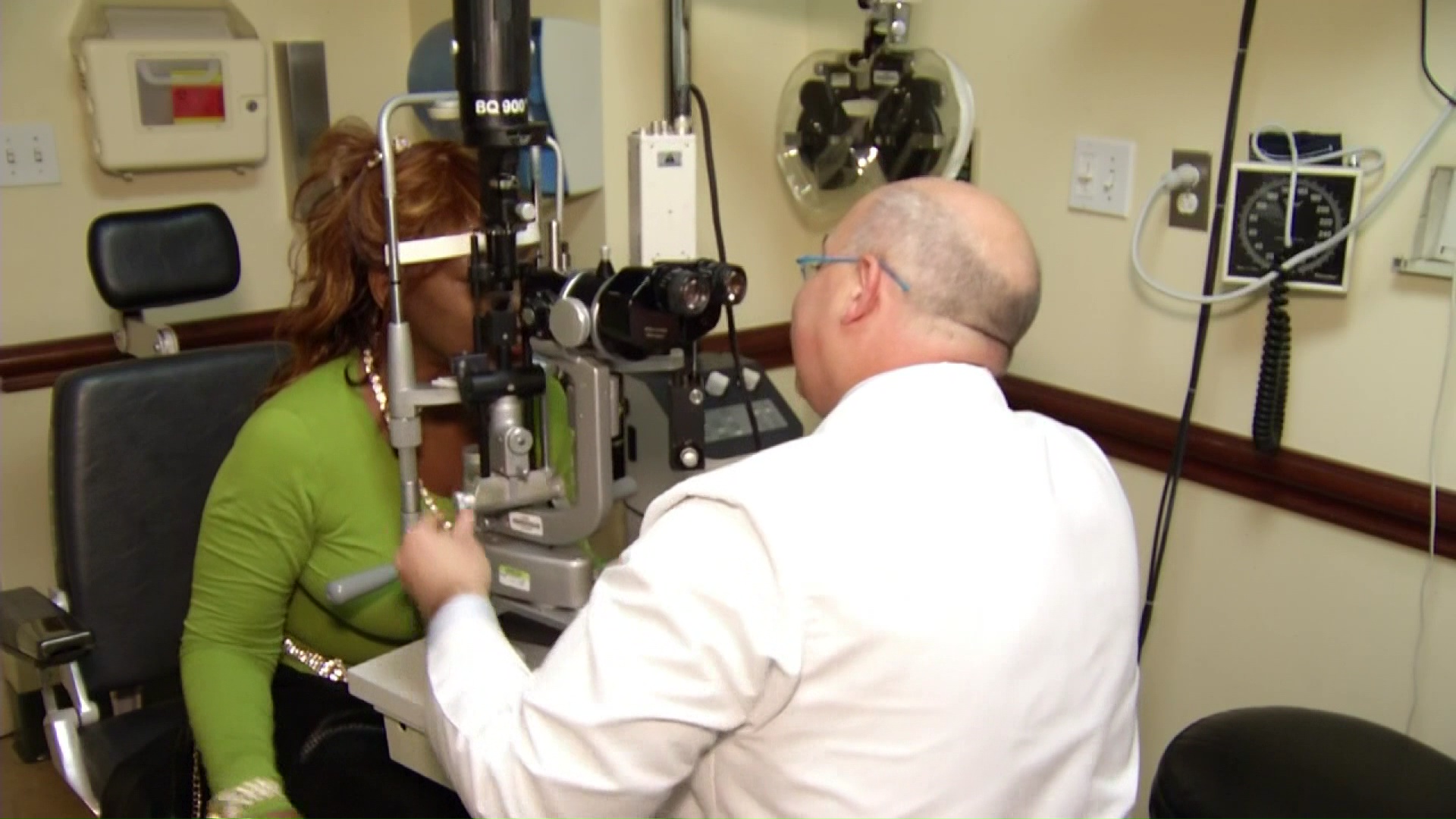 You are currently viewing Protecting your Eyes after Undergoing LASIK Eye Surgery